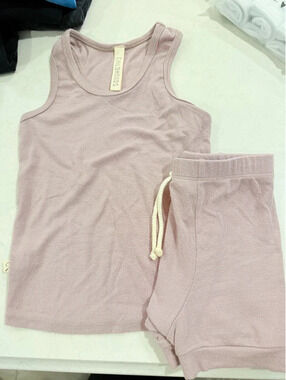 Childhoods thistle 4t rib knit short set